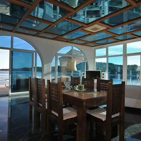 Apartment Luxury Blue Pearl *